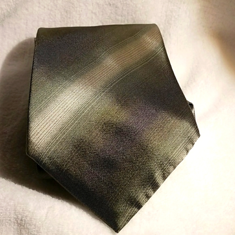 Van hausen tie